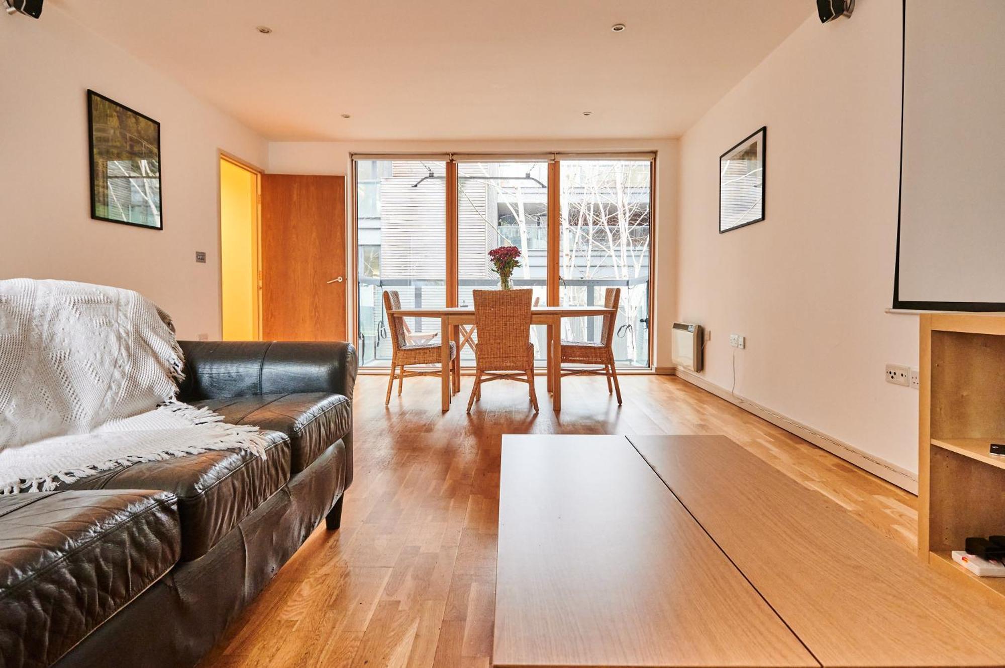 Bright 2 Bedroom Flat In Old Street With Balcony لندن المظهر الخارجي الصورة
