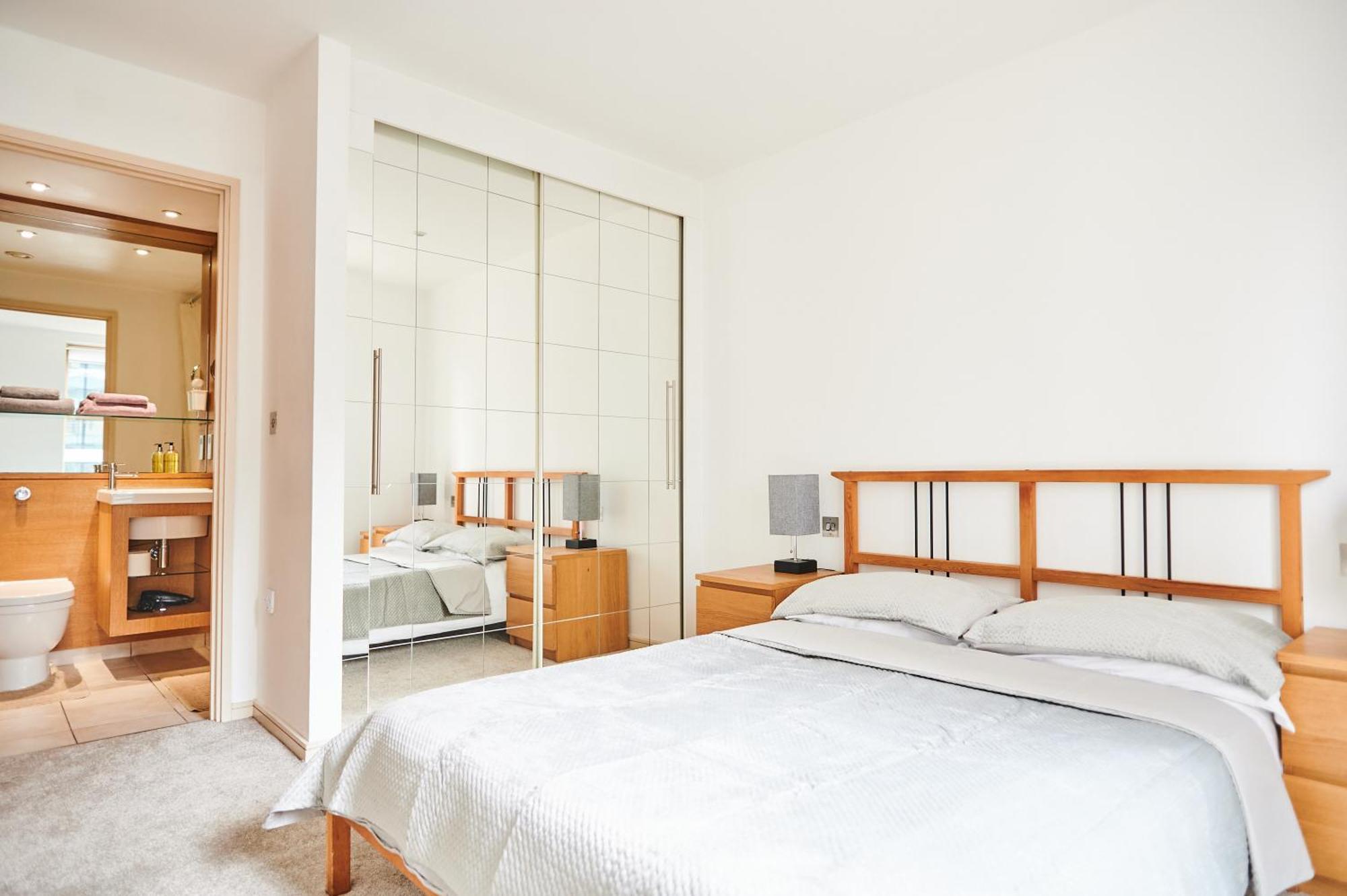 Bright 2 Bedroom Flat In Old Street With Balcony لندن المظهر الخارجي الصورة